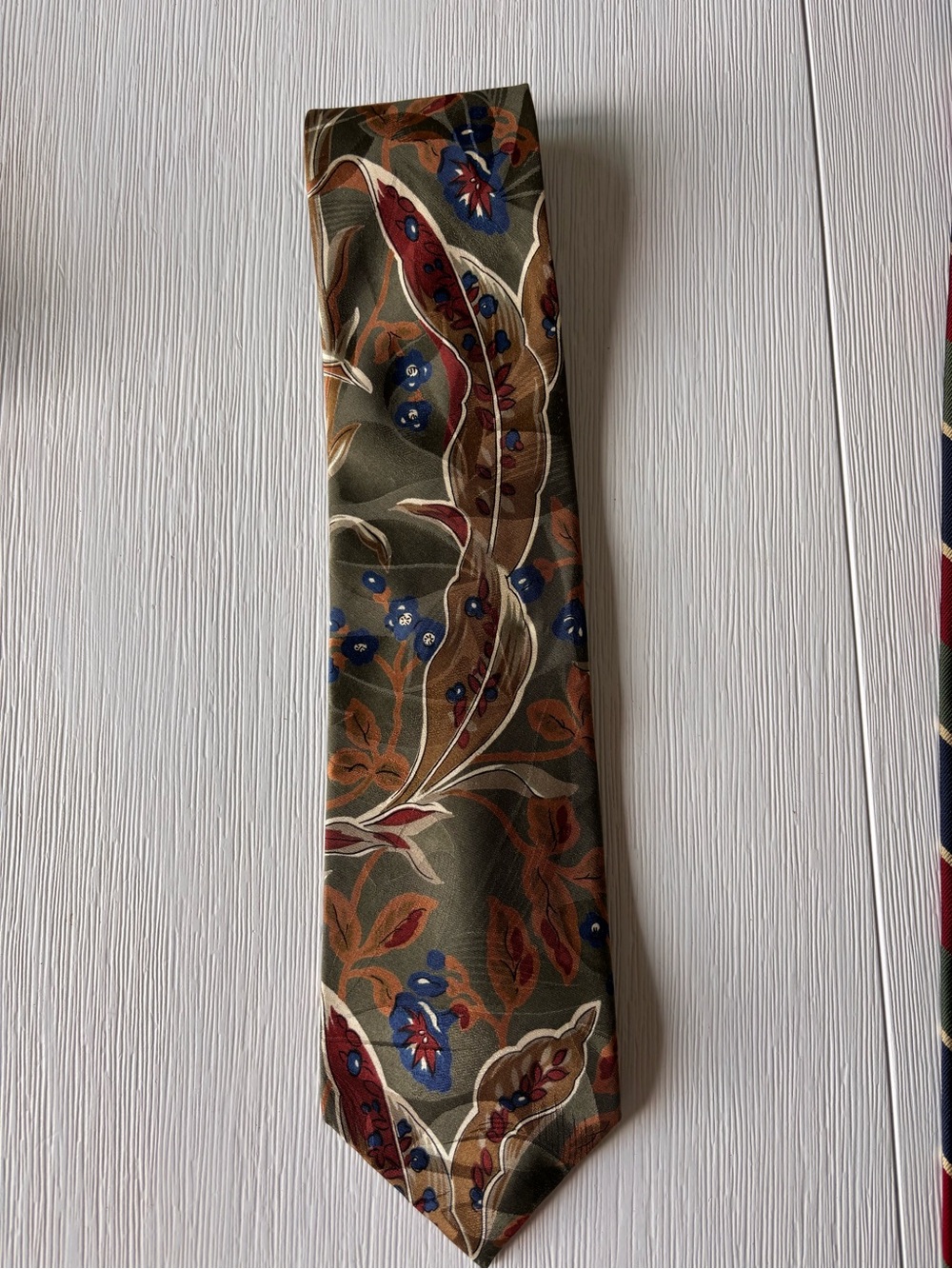 Abercrombie & Fitch Olive Floral Paisley Tie with Blue and Rust Accents